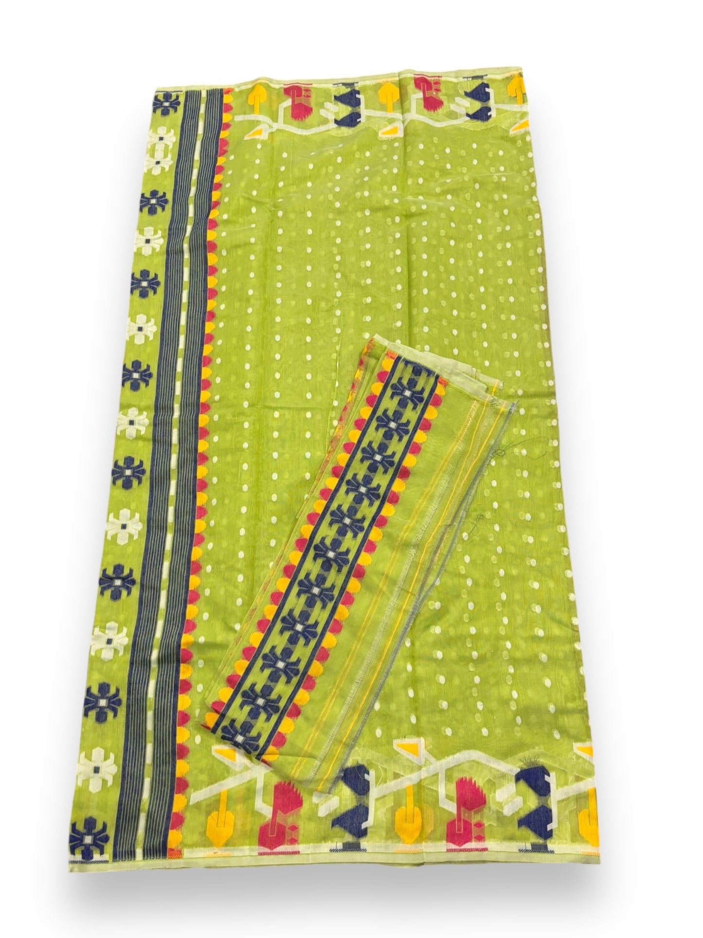 Traditional Jamdani Saree for a Ethnic Look - Indian Ethnic Wear for Women -04 - Saree Ghor Charlotte
