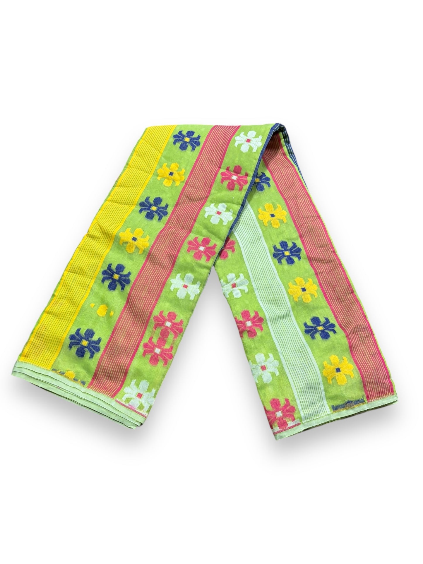 Traditional Jamdani Saree for a Ethnic Look - Indian Ethnic Wear for Women -04 - Saree Ghor Charlotte