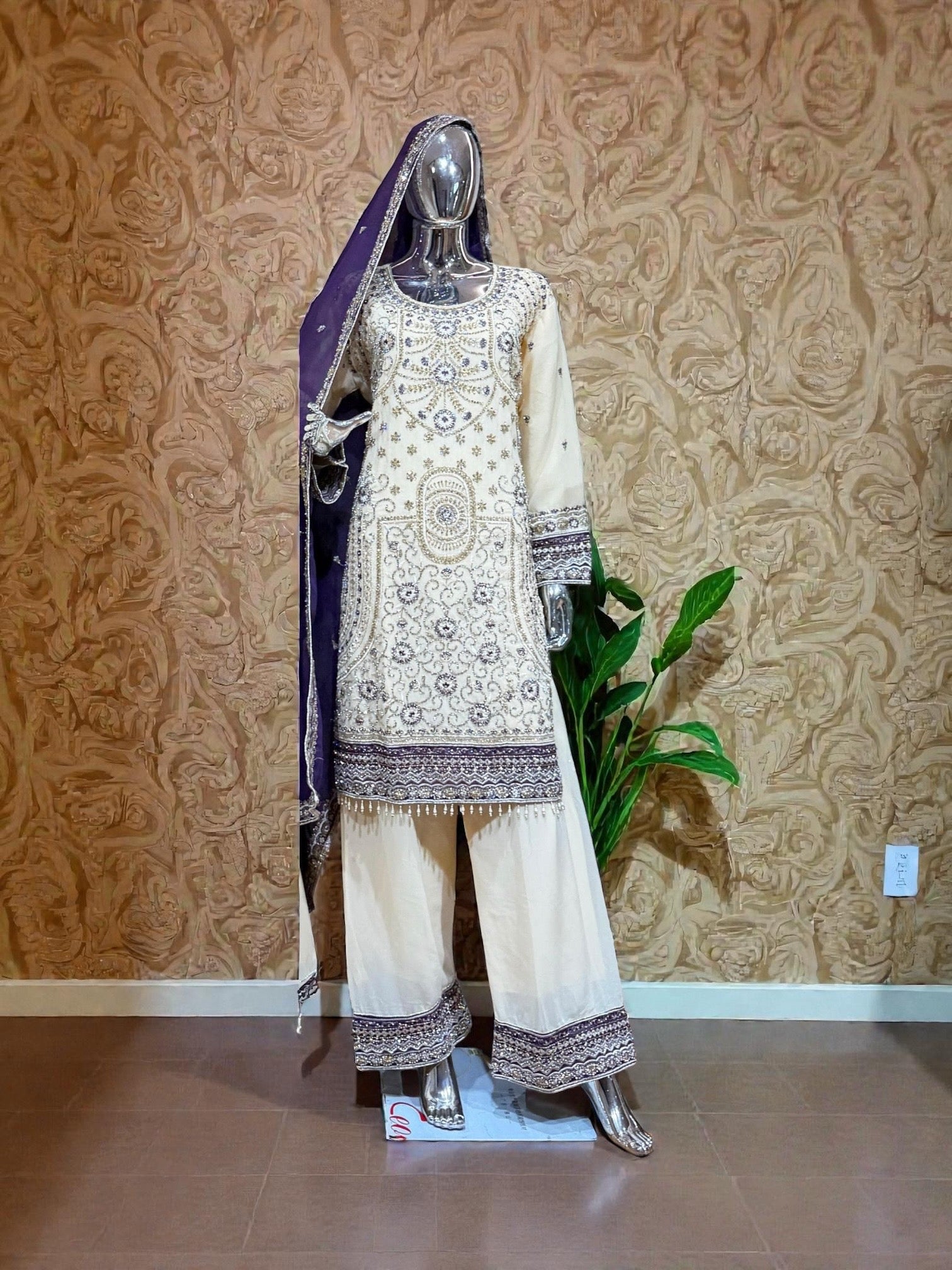 Traditional Salwar Kameez, Cultural Wear for Women