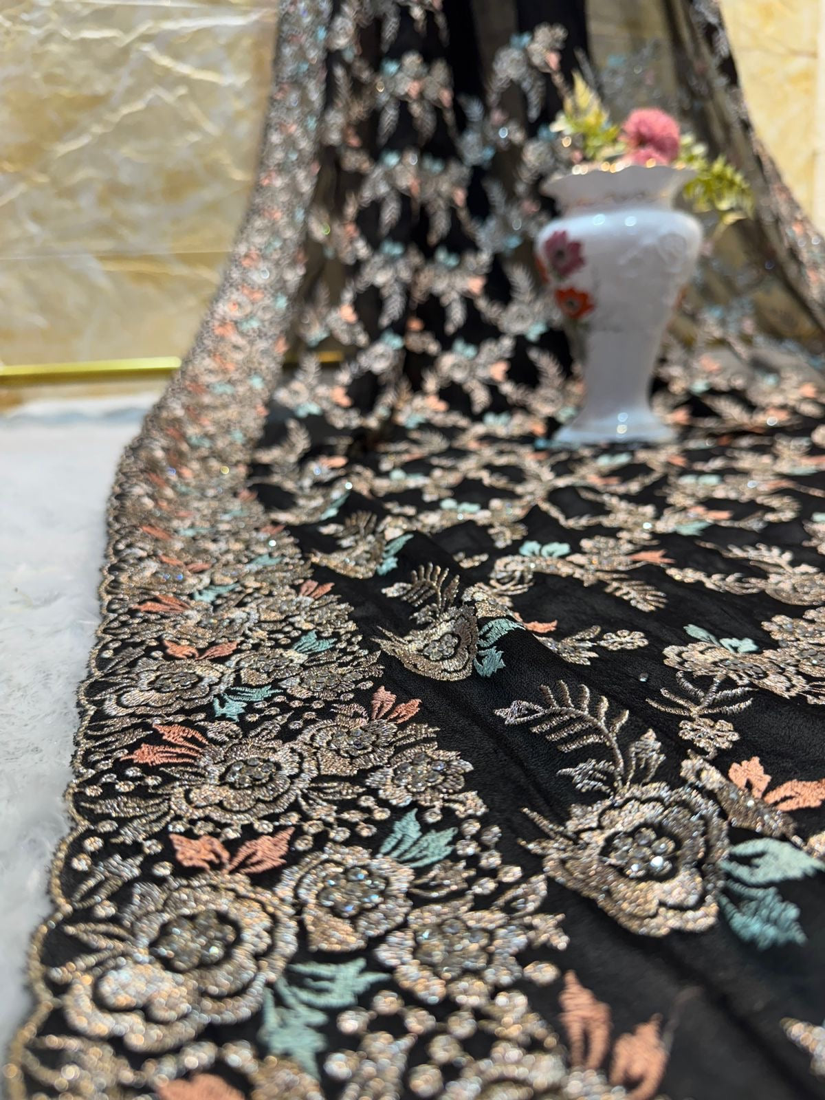 Georgette Saree with unstitched Blouse, Cultural Wear for Women
