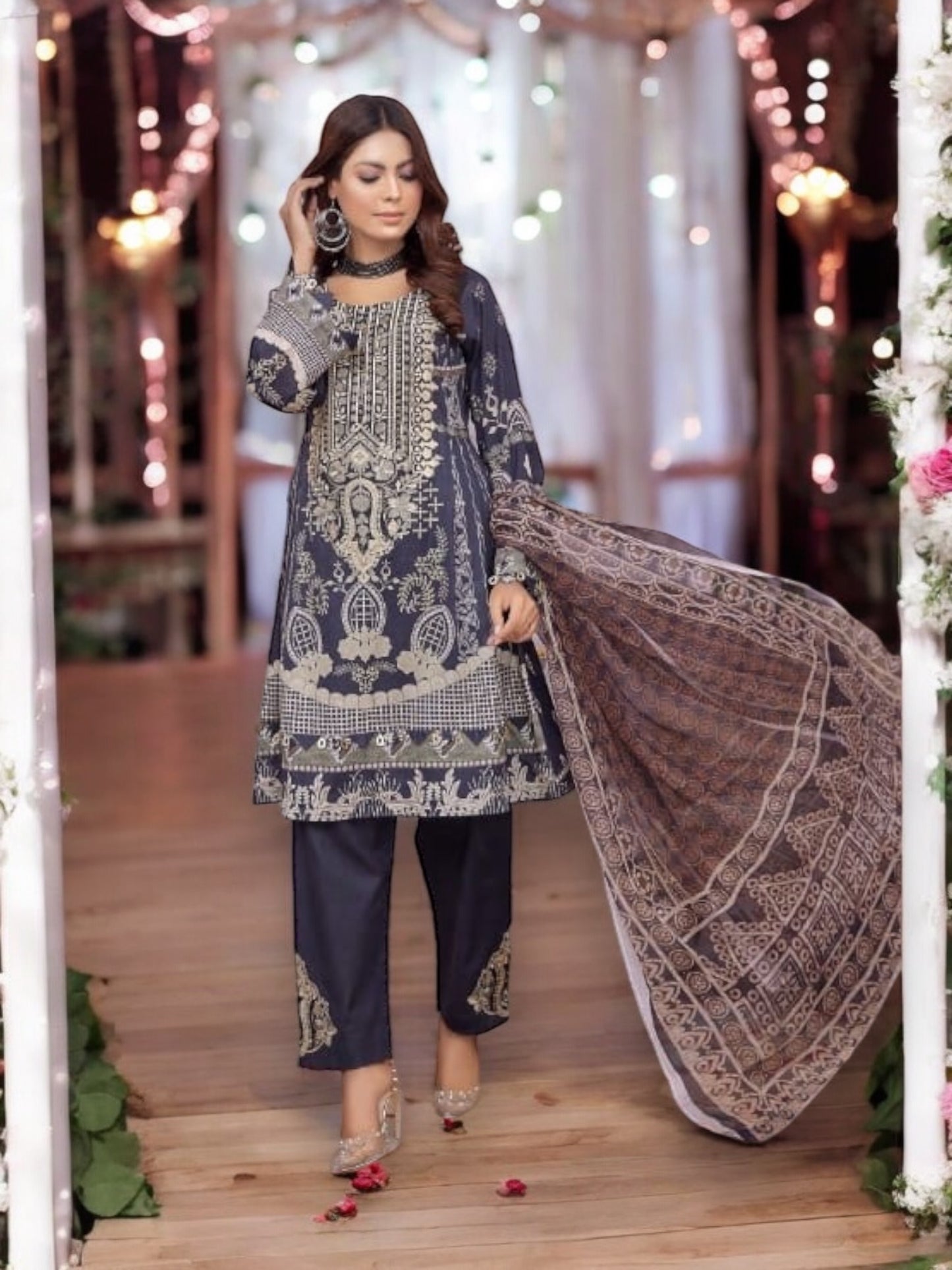 Timeless Embroidered Soni Brand Pakistani Dress -03