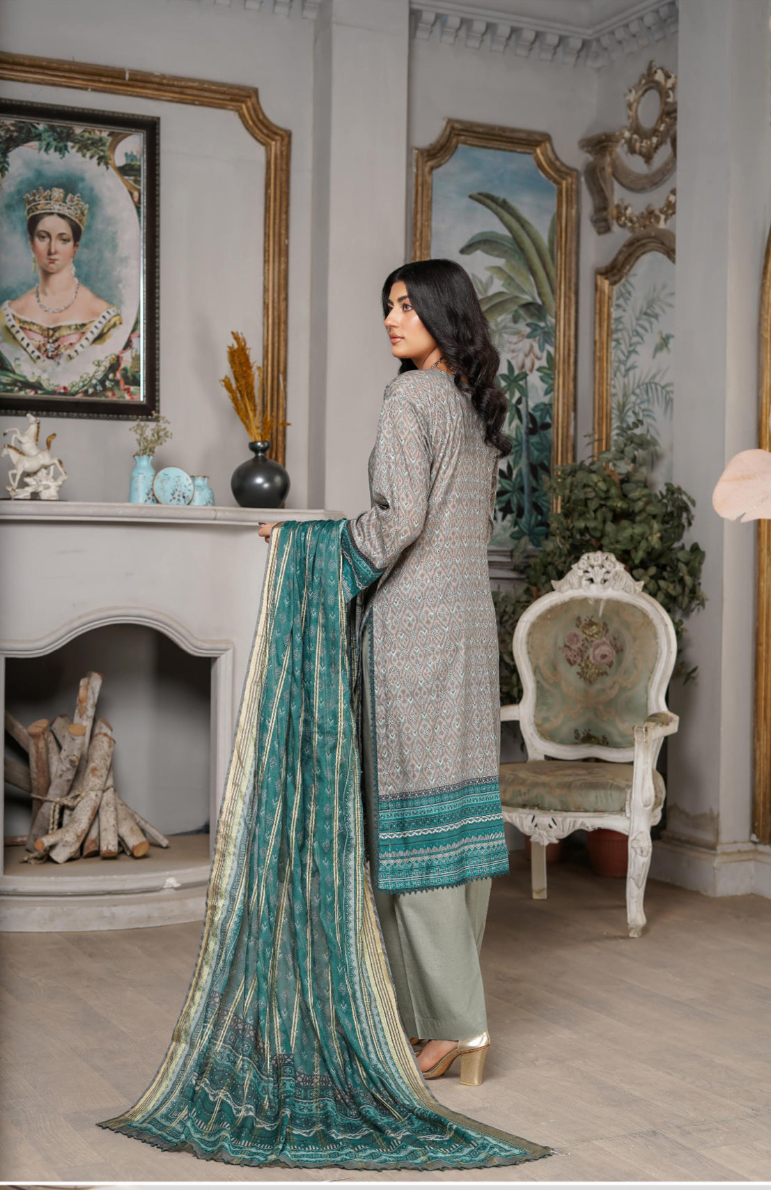 Munira Designer- Traditional Salwar Kameez Set-01