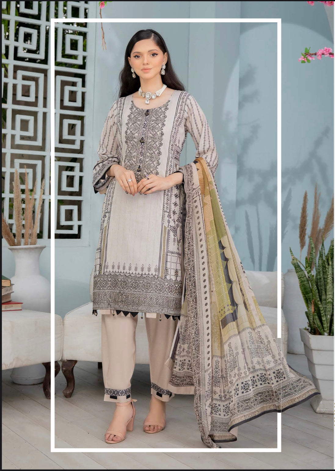 Timeless Embroidered Soni Brand Linen Pakistani Dress - D4