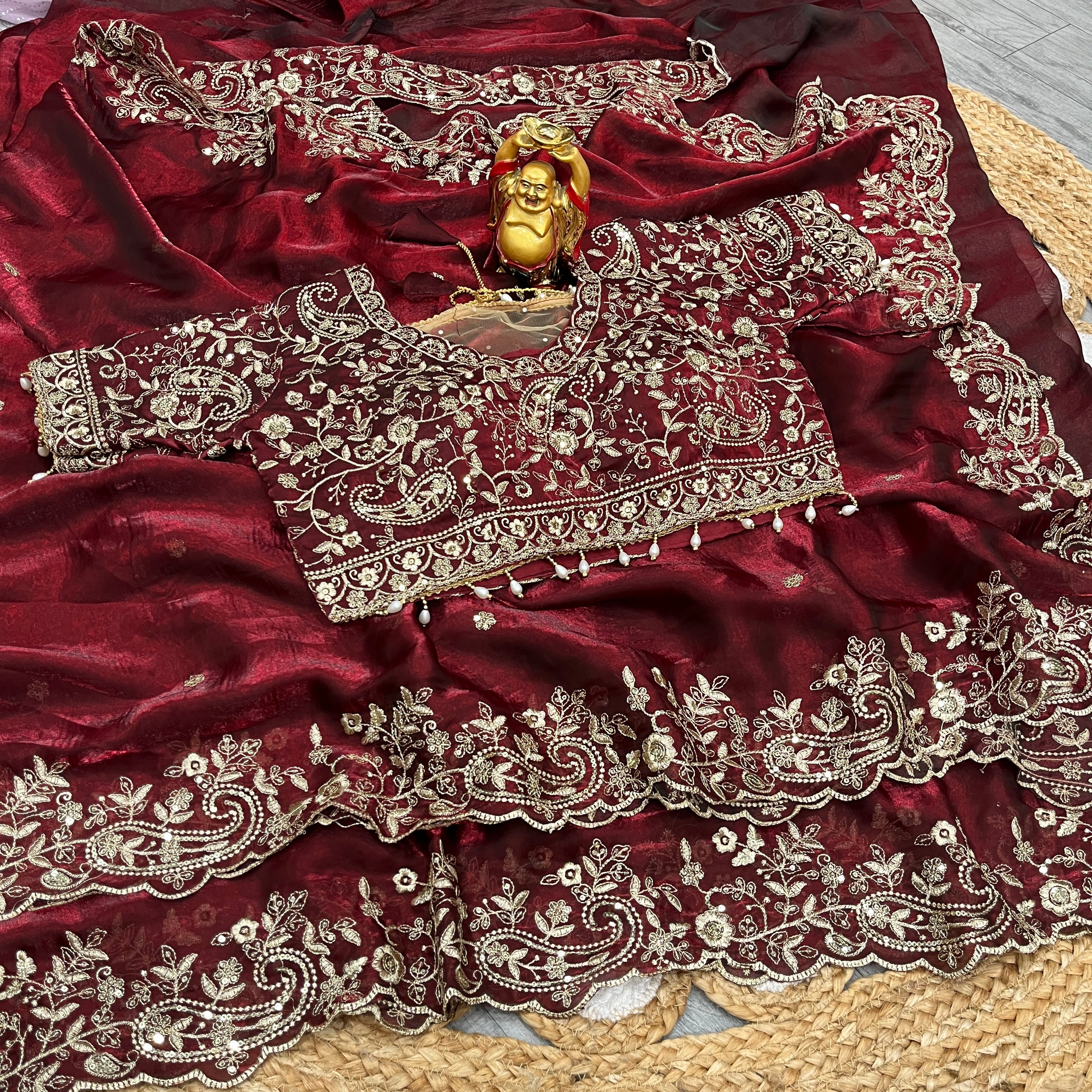 Space Silk Traditional Saree with Ready Blouse, Cultural Wear for Women