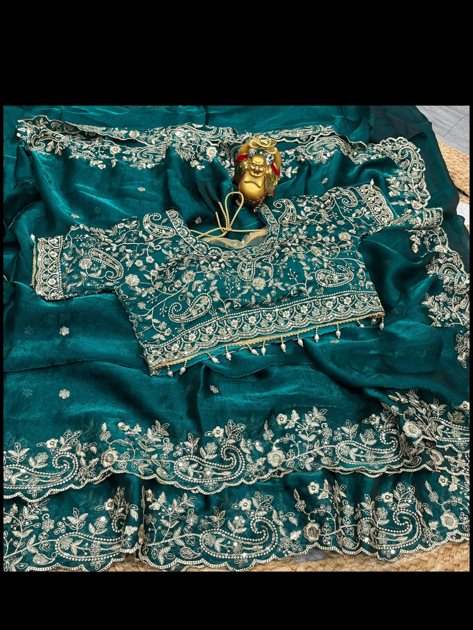Space Silk Traditional Saree with Ready Blouse, Cultural Wear for Women