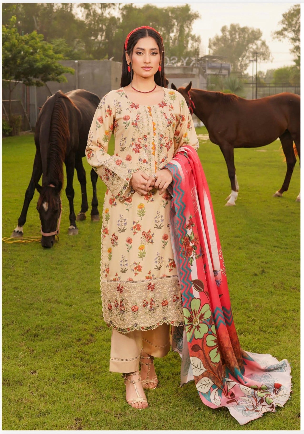 Traditional Pakistani Lawn Salwar Kameez, Cultural Wear for Women