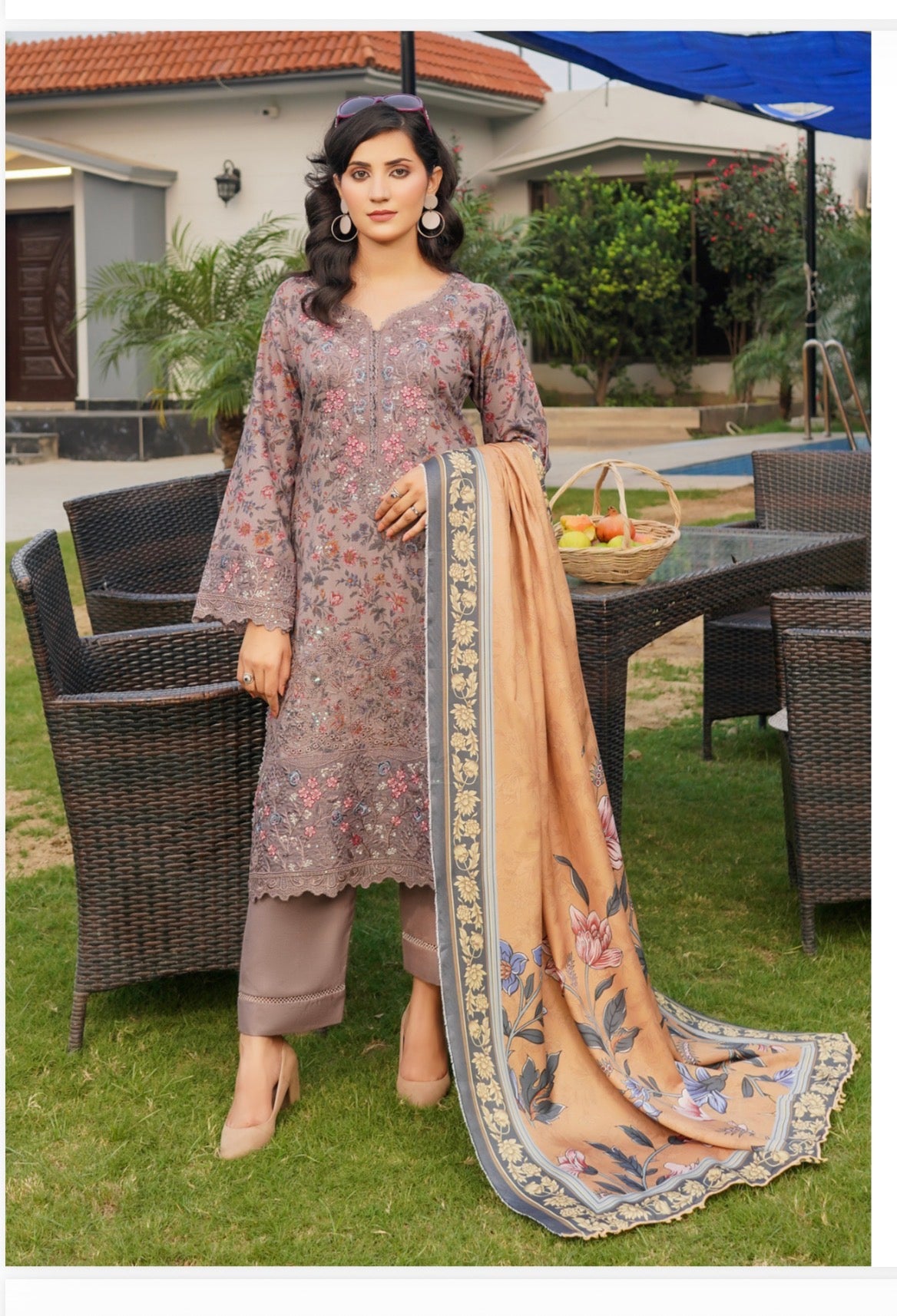 Traditional Pakistani Lawn Salwar Kameez, Cultural Wear for Women