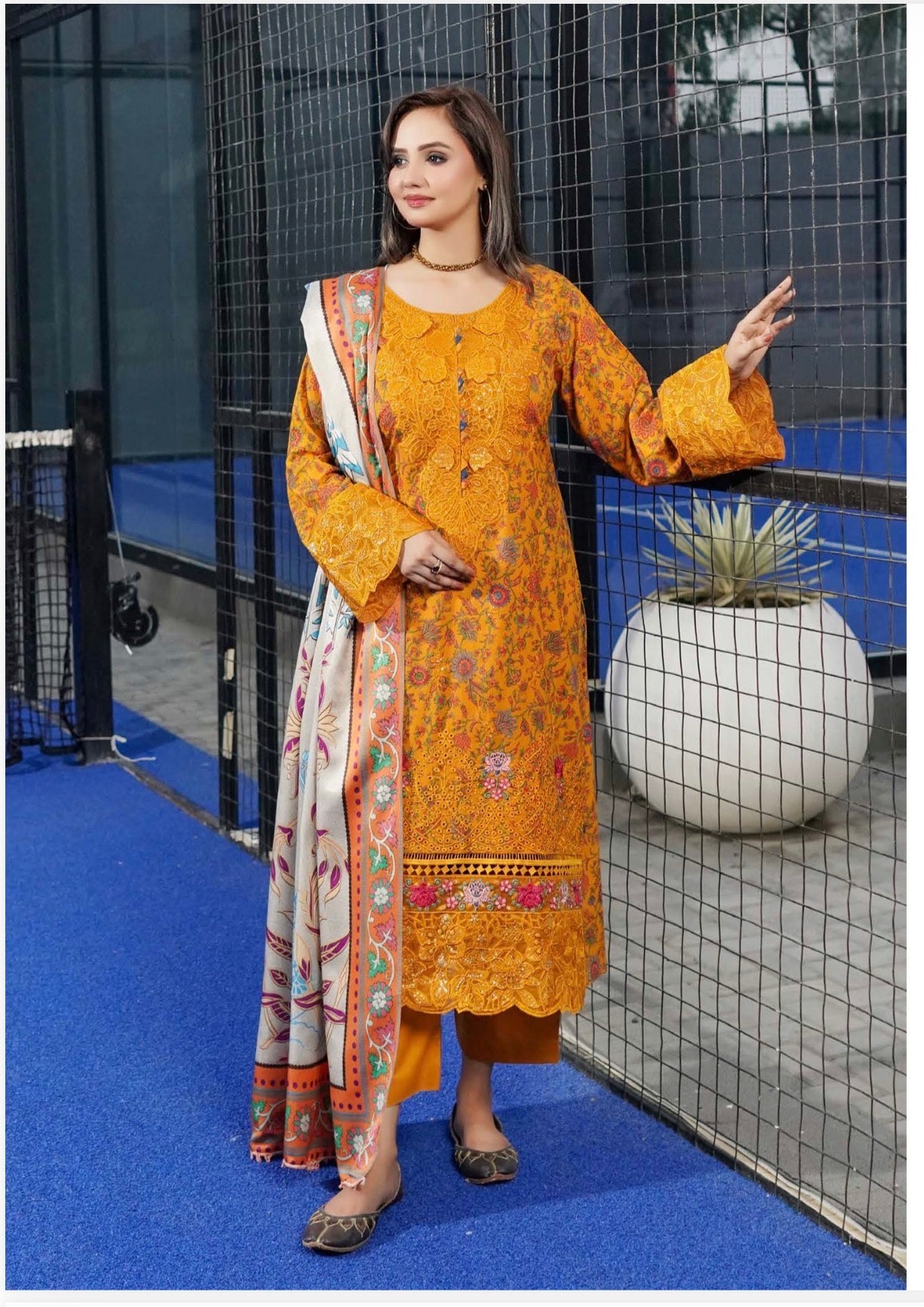 Traditional Pakistani Lawn Salwar Kameez, Cultural Wear for Women