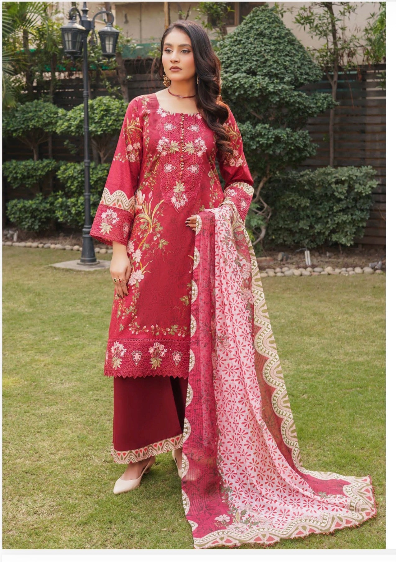 Pakistani Cotton Salwar Kameez, Cultural Wear for Women