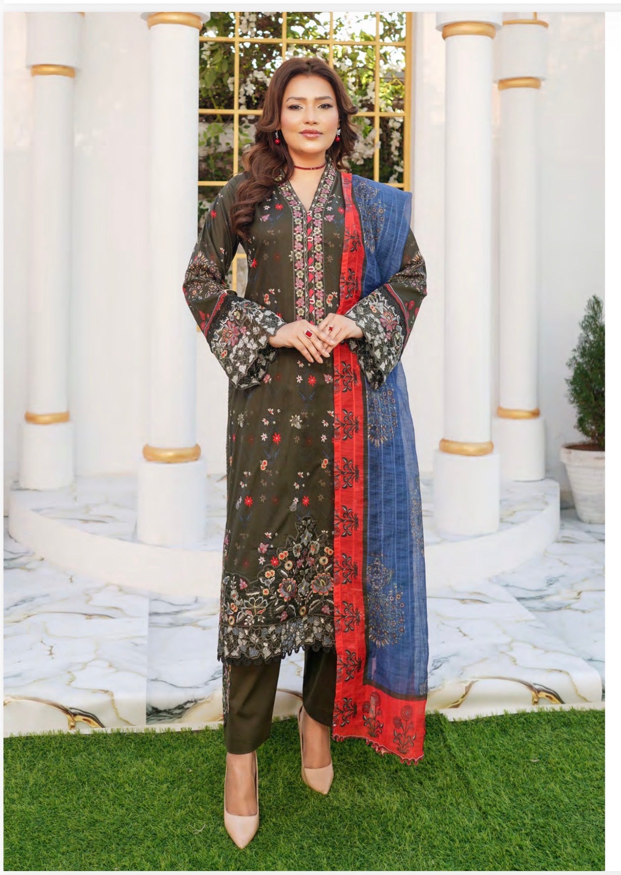 Pakistani Cotton Salwar Kameez, Cultural Wear for Women