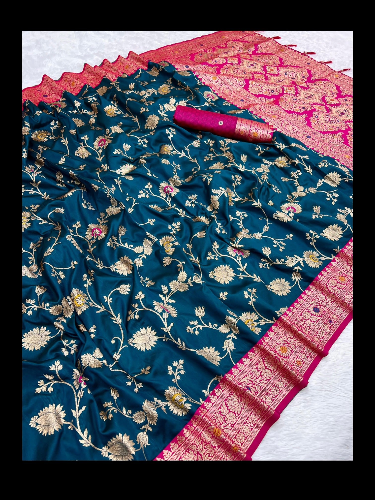 Traditional Silk Weaving Saree with Unstitched Blouse, Cultural Wear for Women