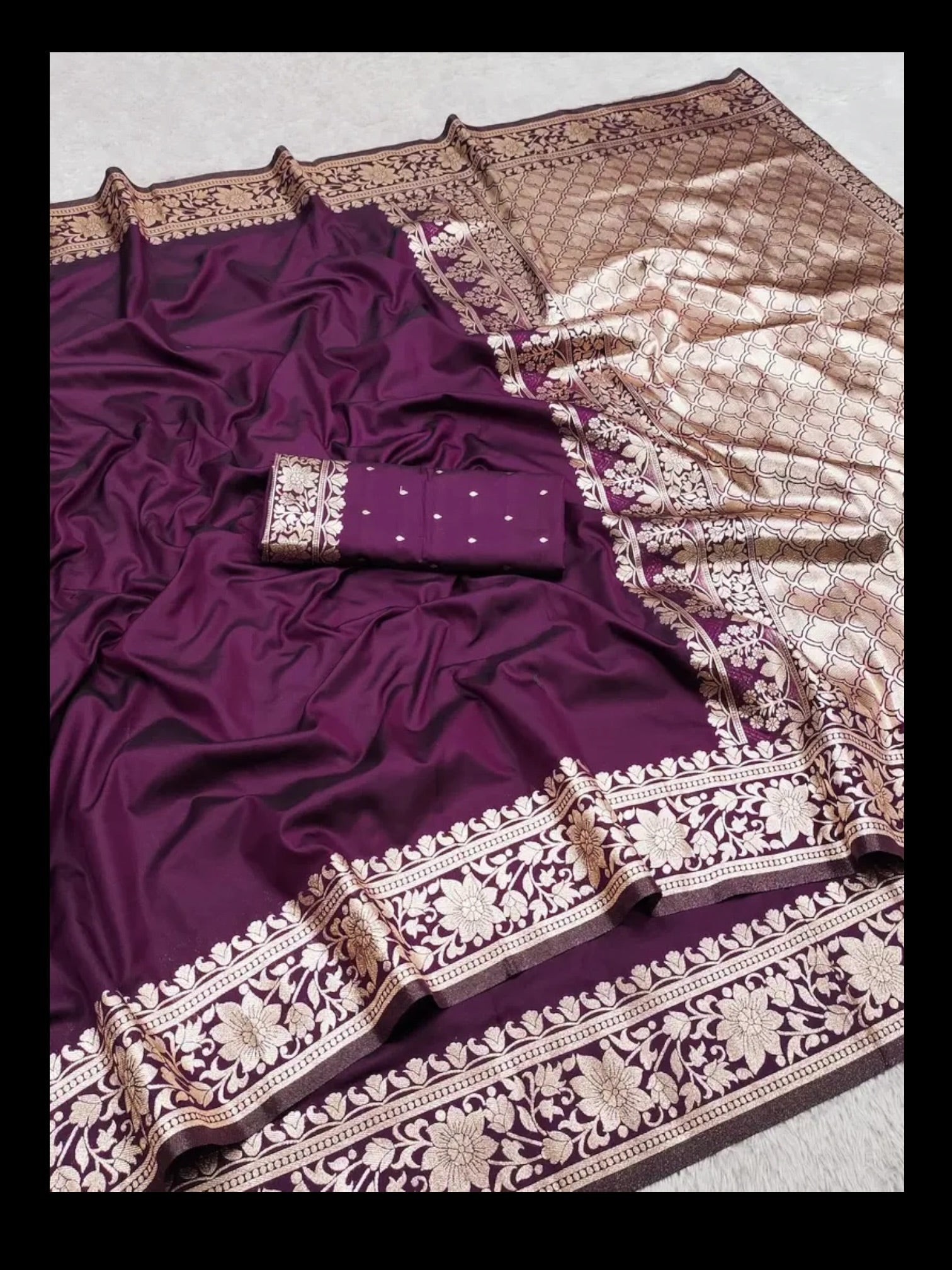 Banarasi Silk Saree with Unstitched Blouse, Cultural Wear for Women