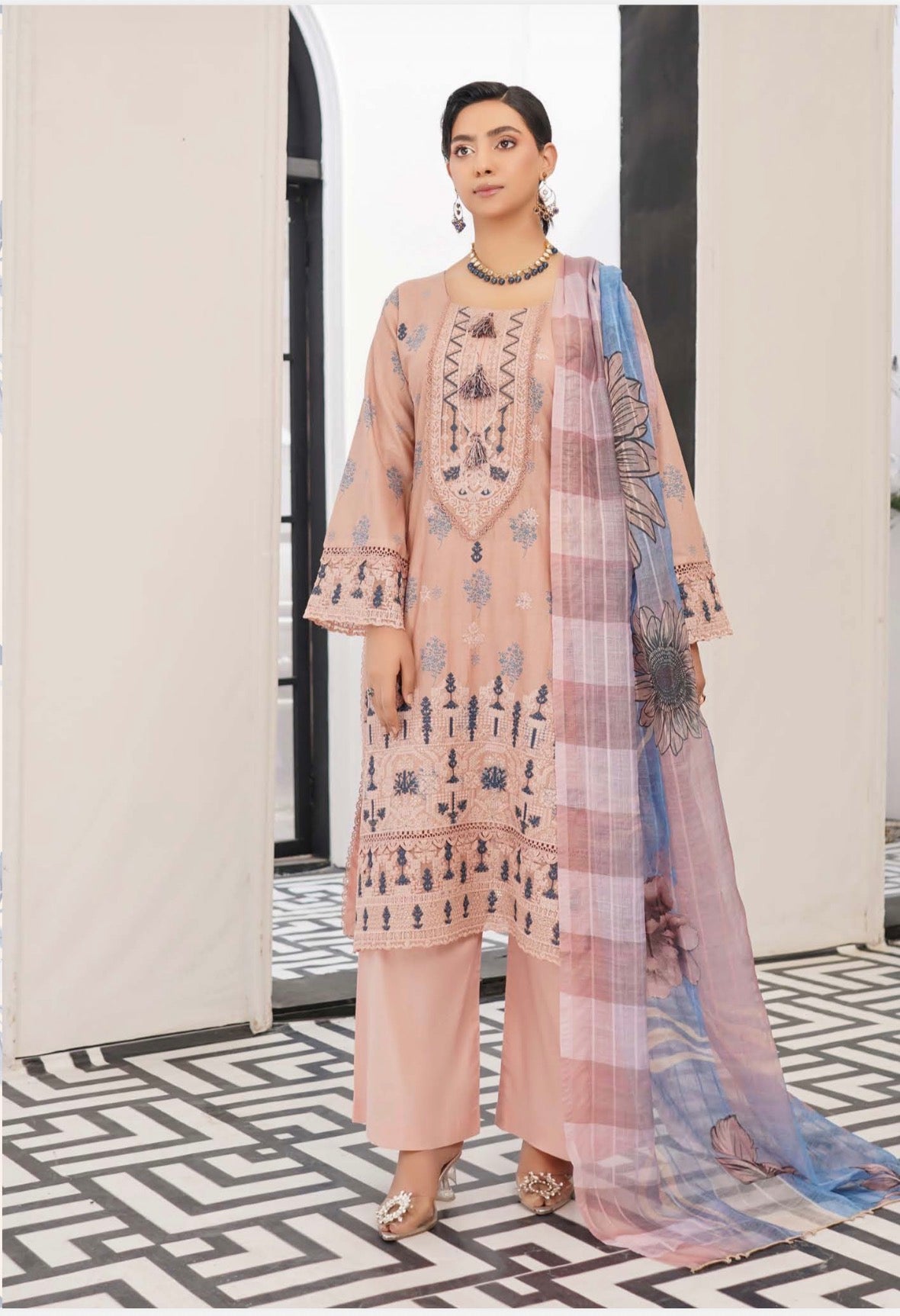 Pakistani Cotton Salwar Kameez, Cultural Wear for Women