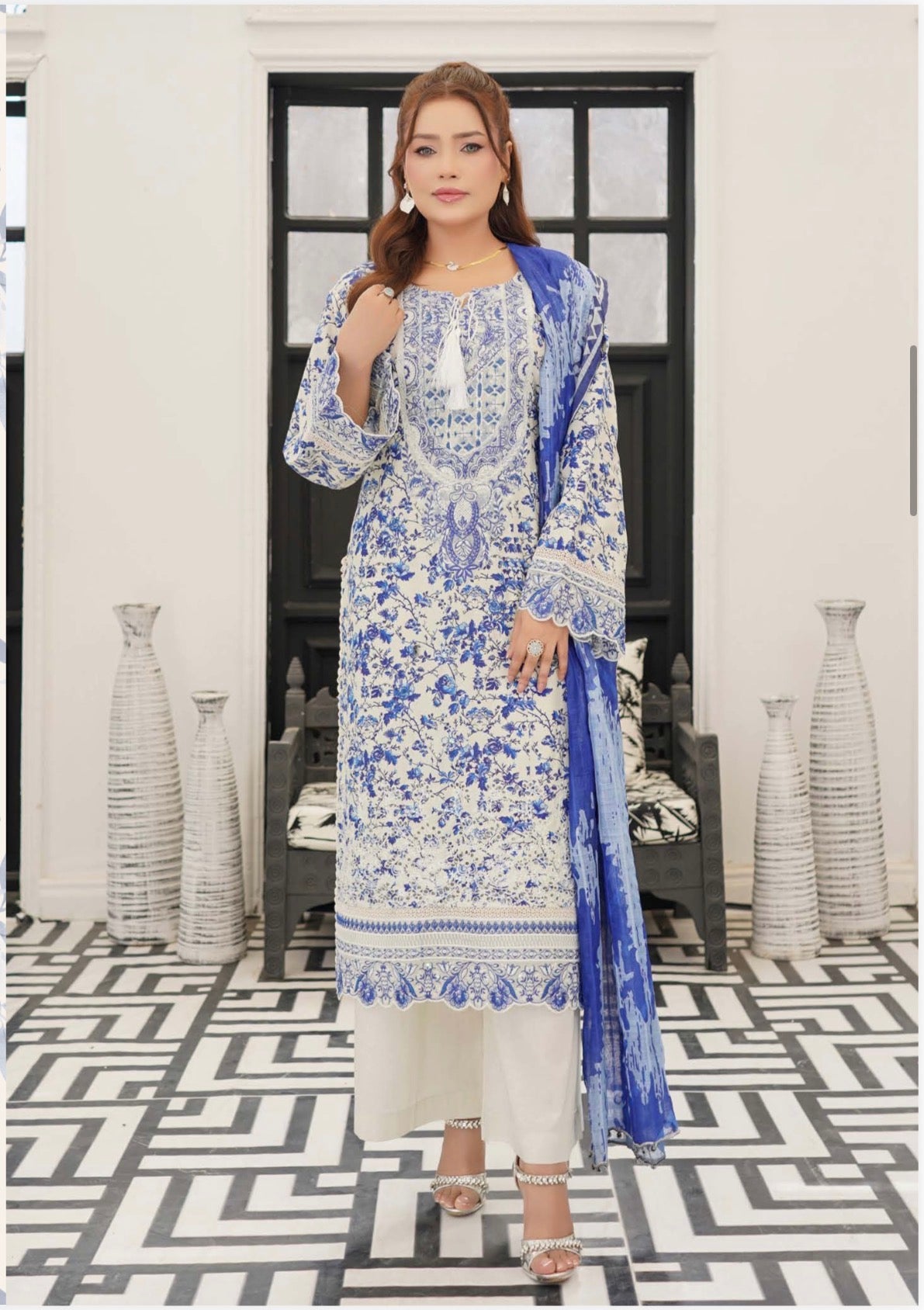 Pakistani Cotton Salwar Kameez, Cultural Wear for Women