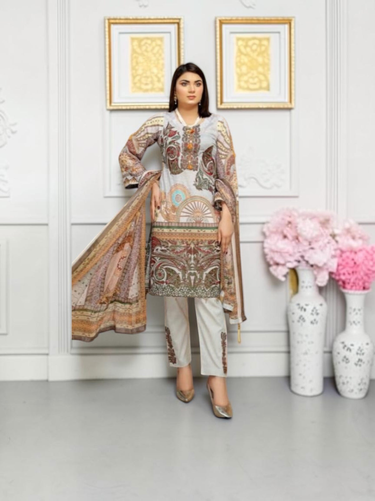 Traditional Soni Brand Pakistani Dress,Cultural Wear for Women,04