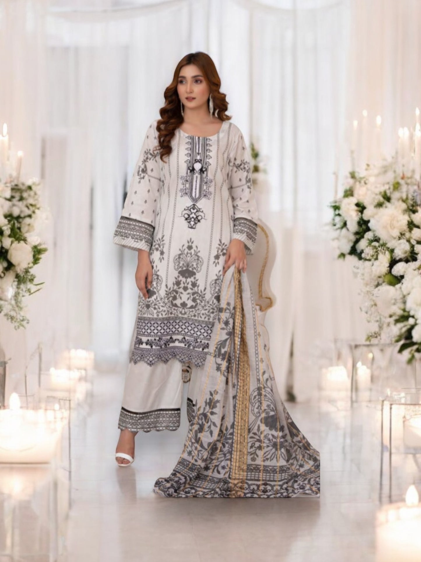 Traditional Pakistani Salwar Kameez Suit - D01