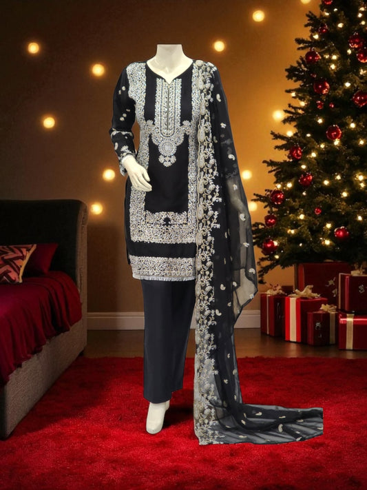 Traditional Salwar Kameez, Cultural Wear for Women, Aug11