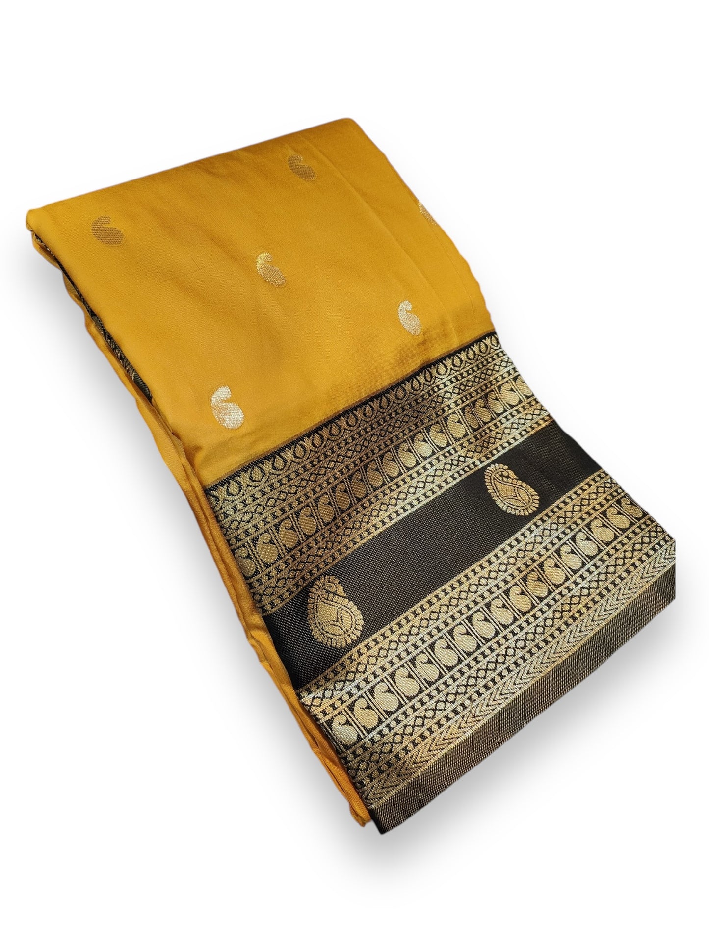 Traditional Kanjivaram Katan Silk Saree For Ethnic Look - 14