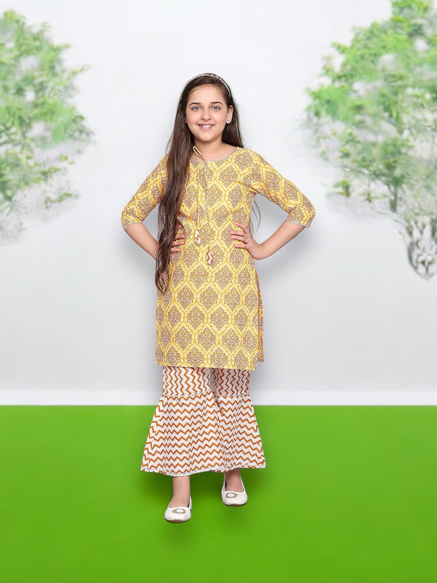 Traditional cotton kurti set with matching pants for girls, ethnic wear by Saree Ghor Charlotte for kids aged 4-5 years.