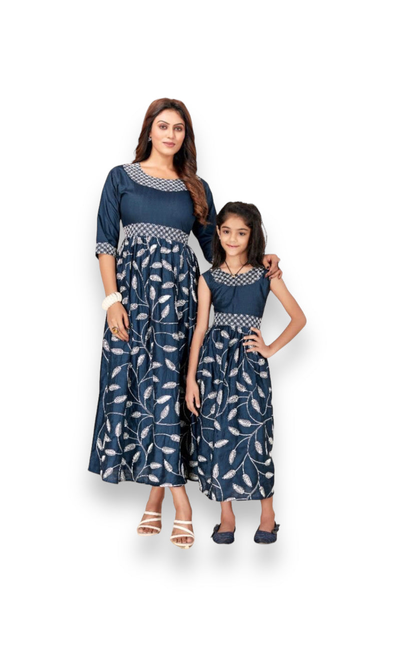 Girls' Traditional Gown - B- Ethnic Wear - Saree Ghor Charlotte