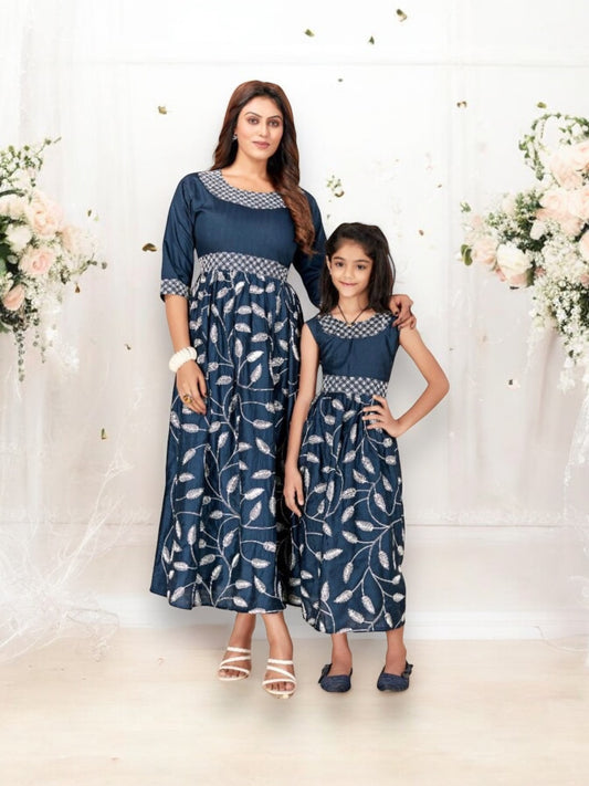 Girls' Traditional Gown - B- Ethnic Wear - Saree Ghor Charlotte