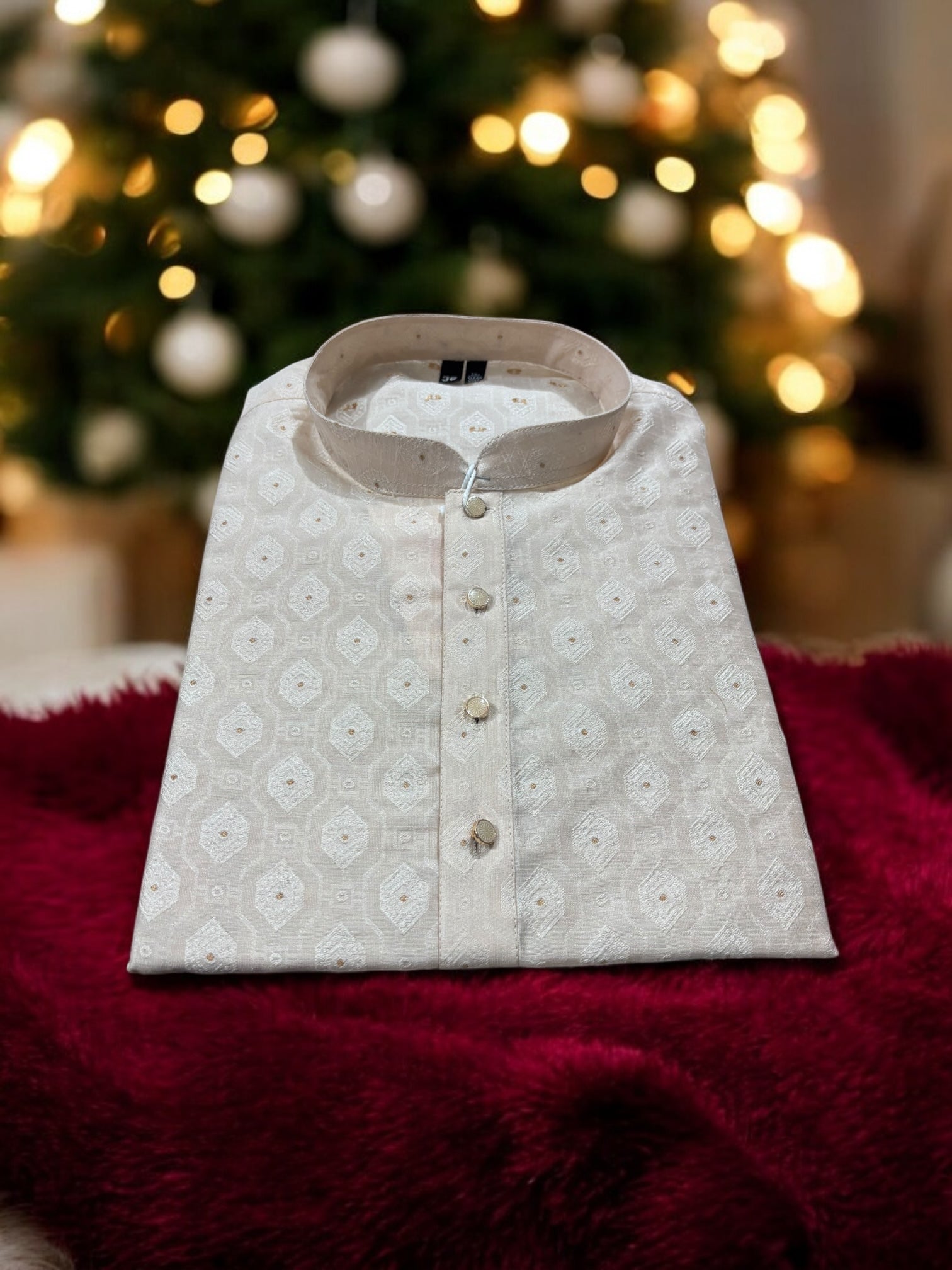 Cream silk men's kurta by Saree Ghor Charlotte, traditional ethnic wear for men, featuring elegant craftsmanship and classic style.