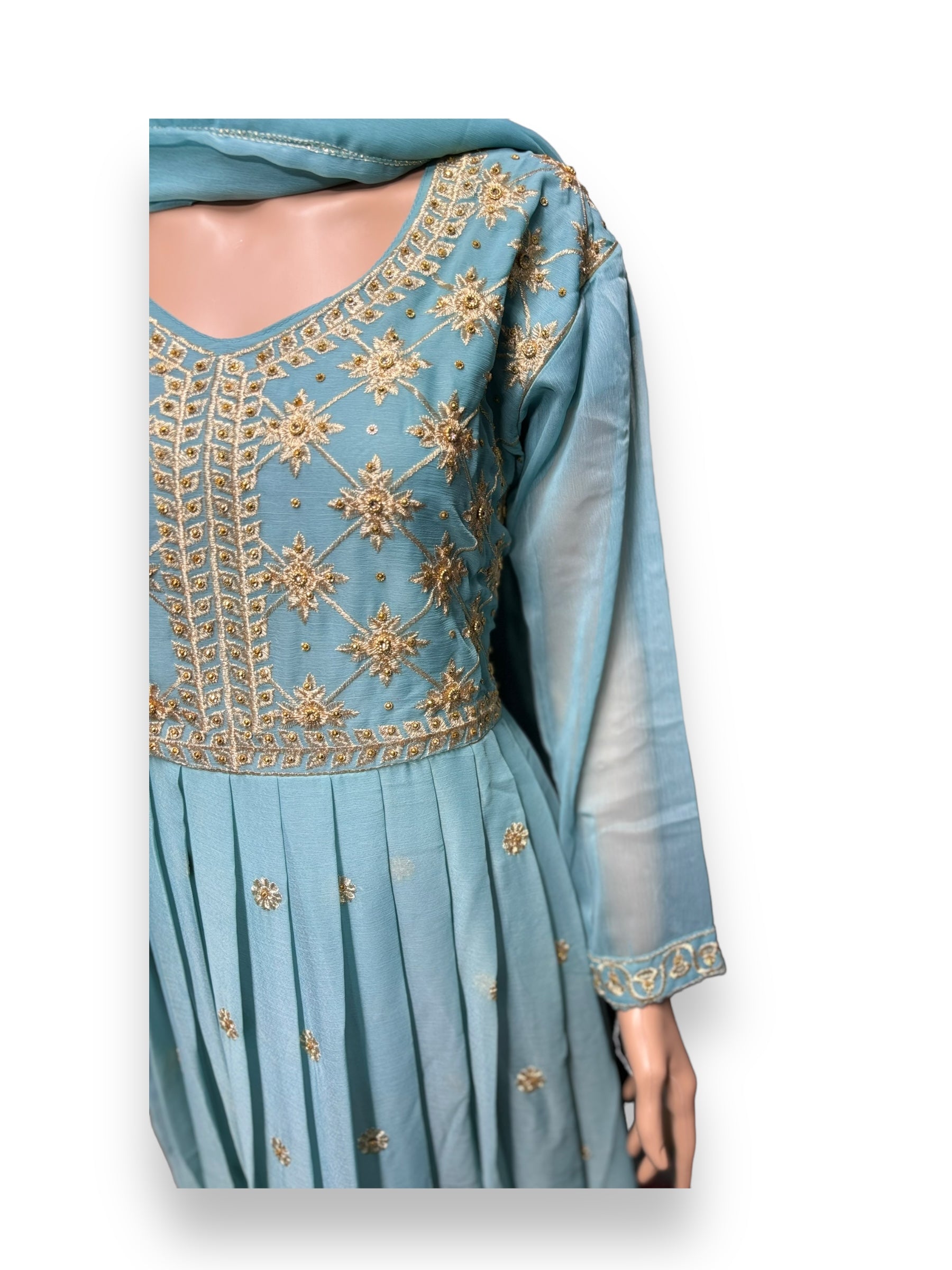 Elegant Saree Ghor Charlotte designer salwar kameez for women, featuring intricate ethnic and party wear details.