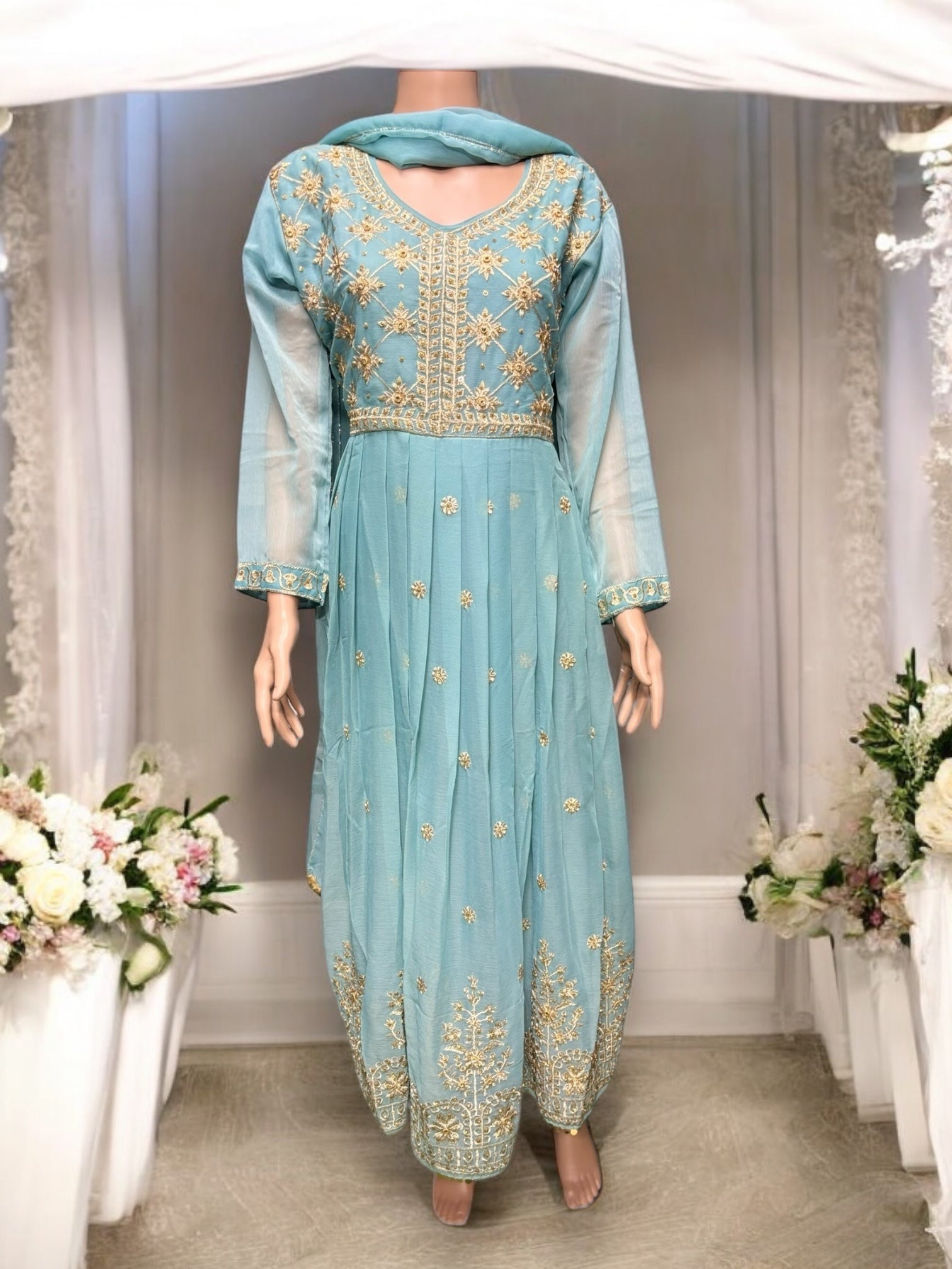 Elegant Saree Ghor Charlotte designer party wear Salwar Kameez for women, featuring intricate ethnic embroidery and vibrant fabric.