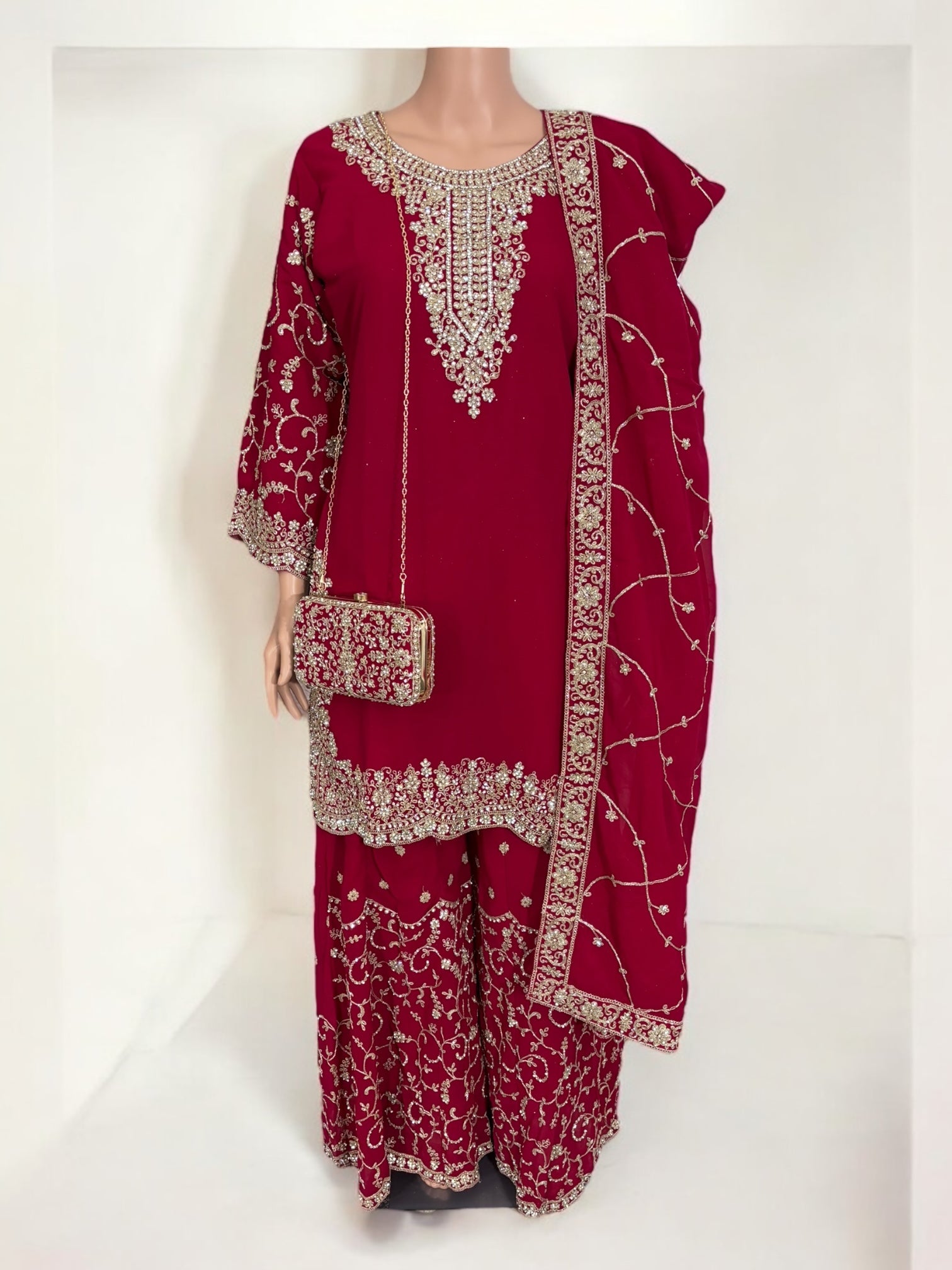 Magenta traditional designer Salwar Kameez suit with matching handbag, ethnic wear for women by Saree Ghor Charlotte.