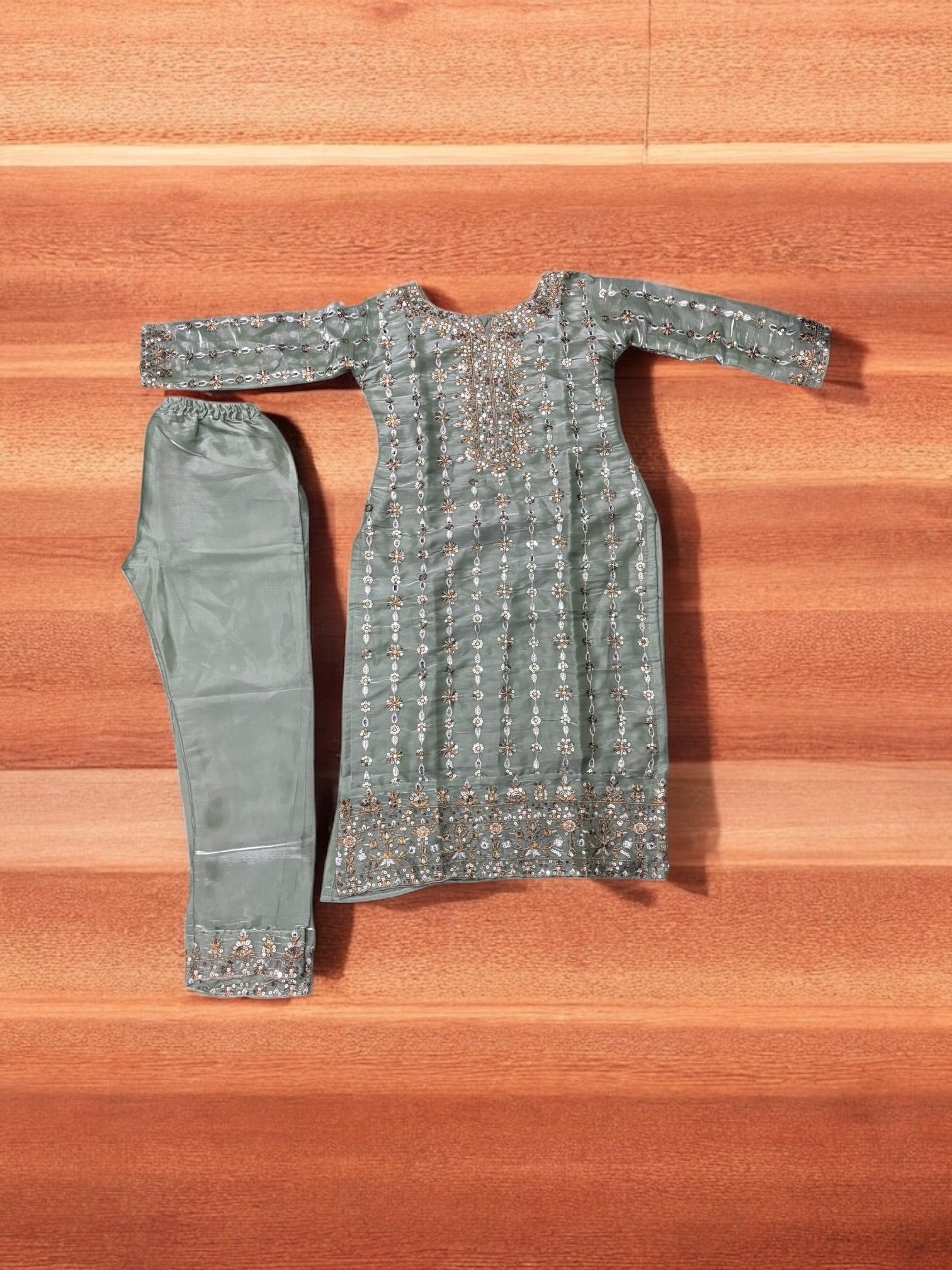 Traditional 2-piece Kurti set by Saree Ghor Charlotte, ethnic salwar kameez for women, vibrant cultural wear.