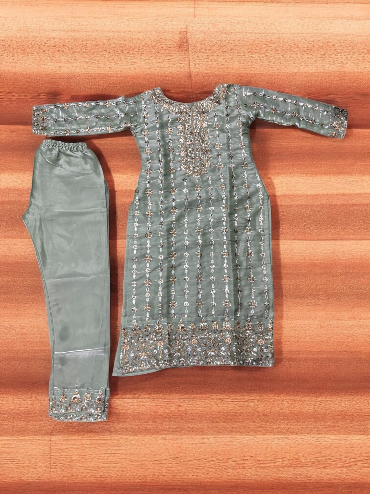 Traditional 2-piece Kurti set by Saree Ghor Charlotte, ethnic salwar kameez for women, vibrant cultural wear.