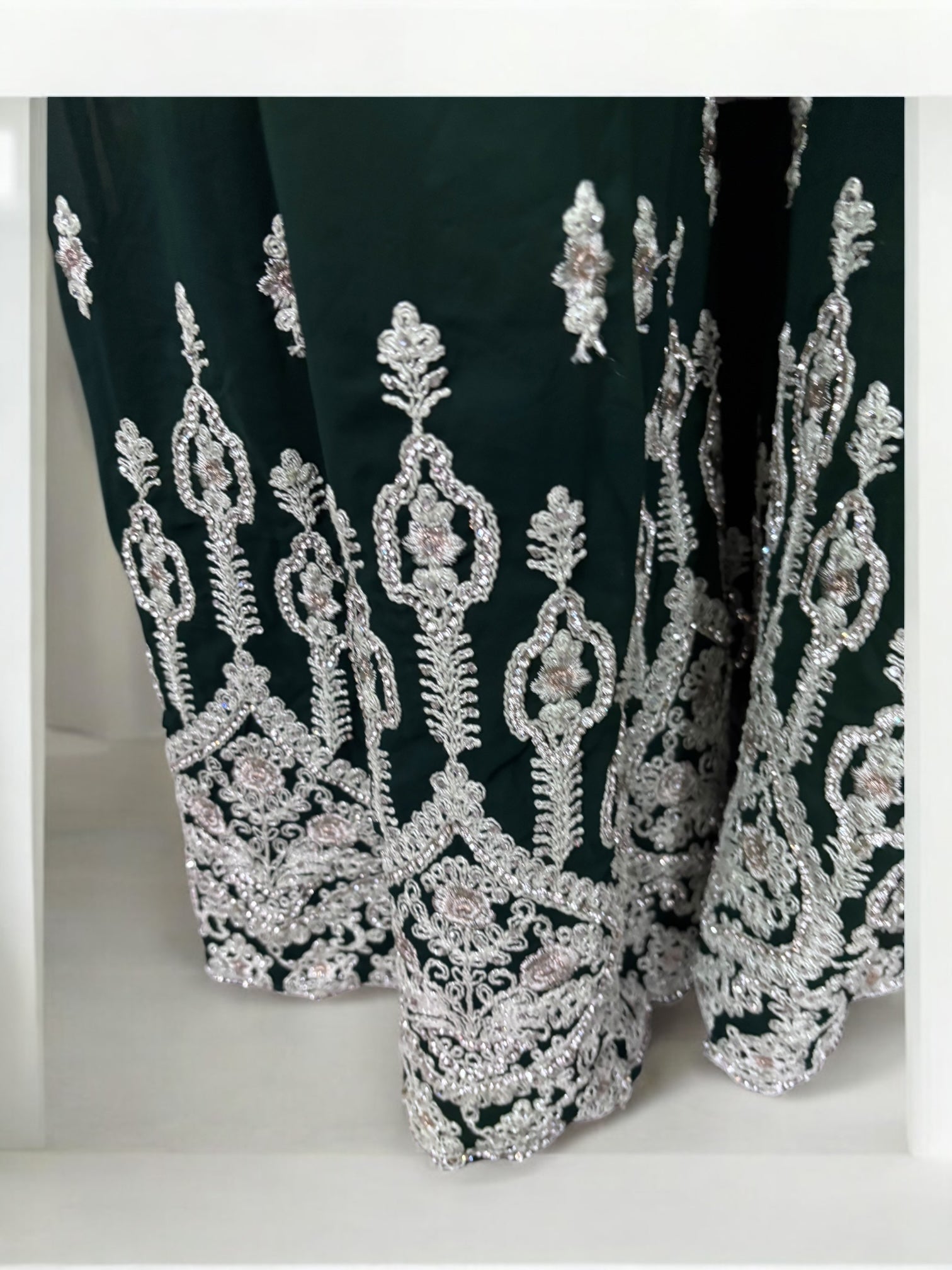 Traditional Saree Ghor Charlotte designer sharara salwar kameez suit for women, showcasing intricate ethnic wear with vibrant fabric.