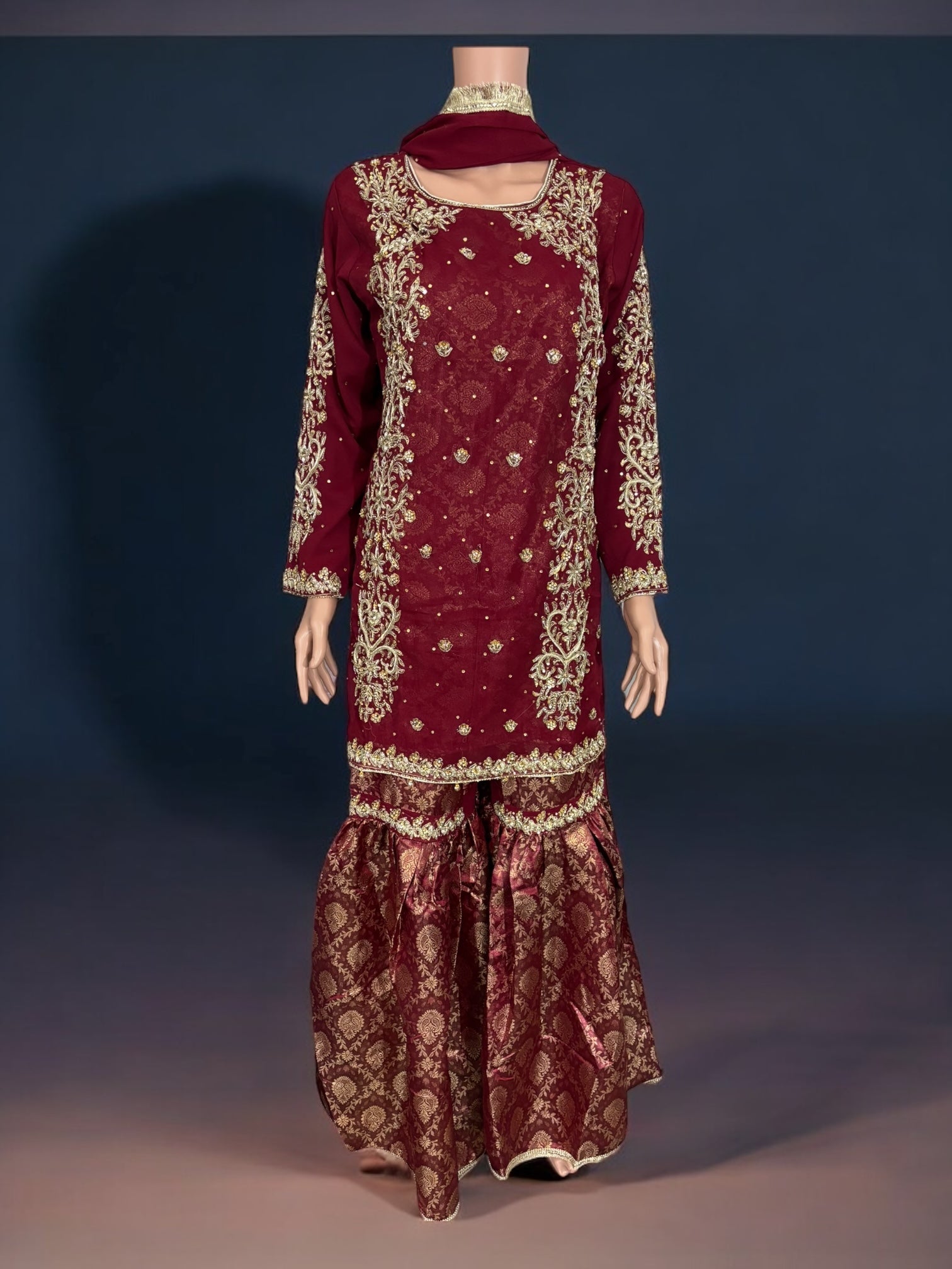 Elegant traditional Garara Salwar Kameez suit by Saree Ghor Charlotte, featuring intricate design and ethnic wear for women.