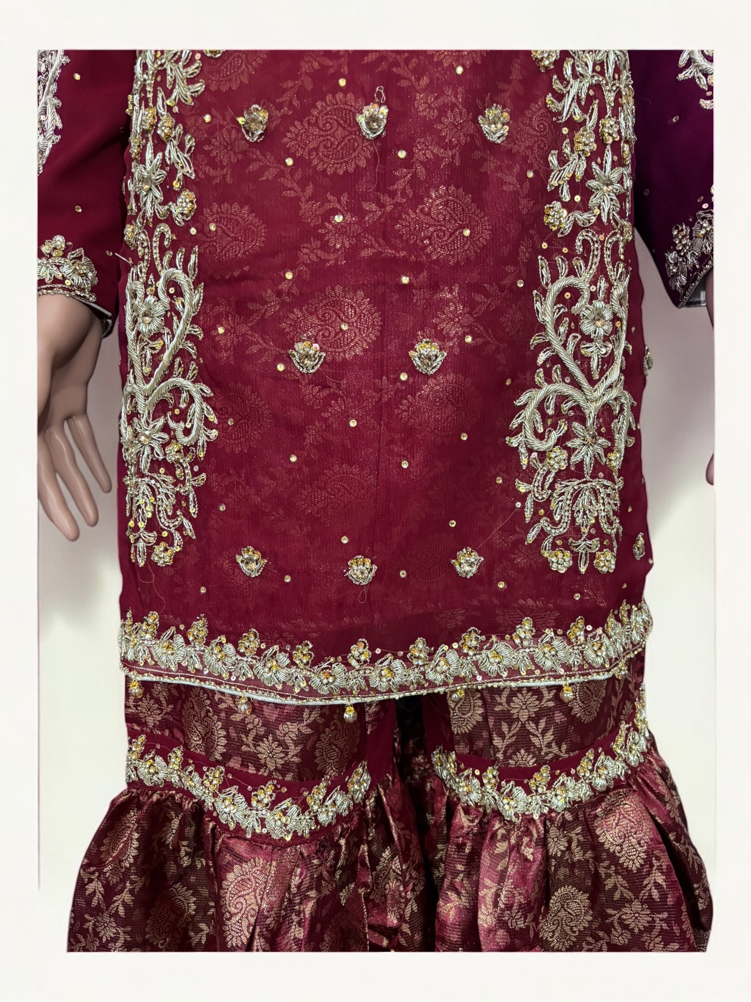 Traditional Garara designer Salwar Kameez suit by Saree Ghor Charlotte, featuring intricate ethnic embroidery for women.