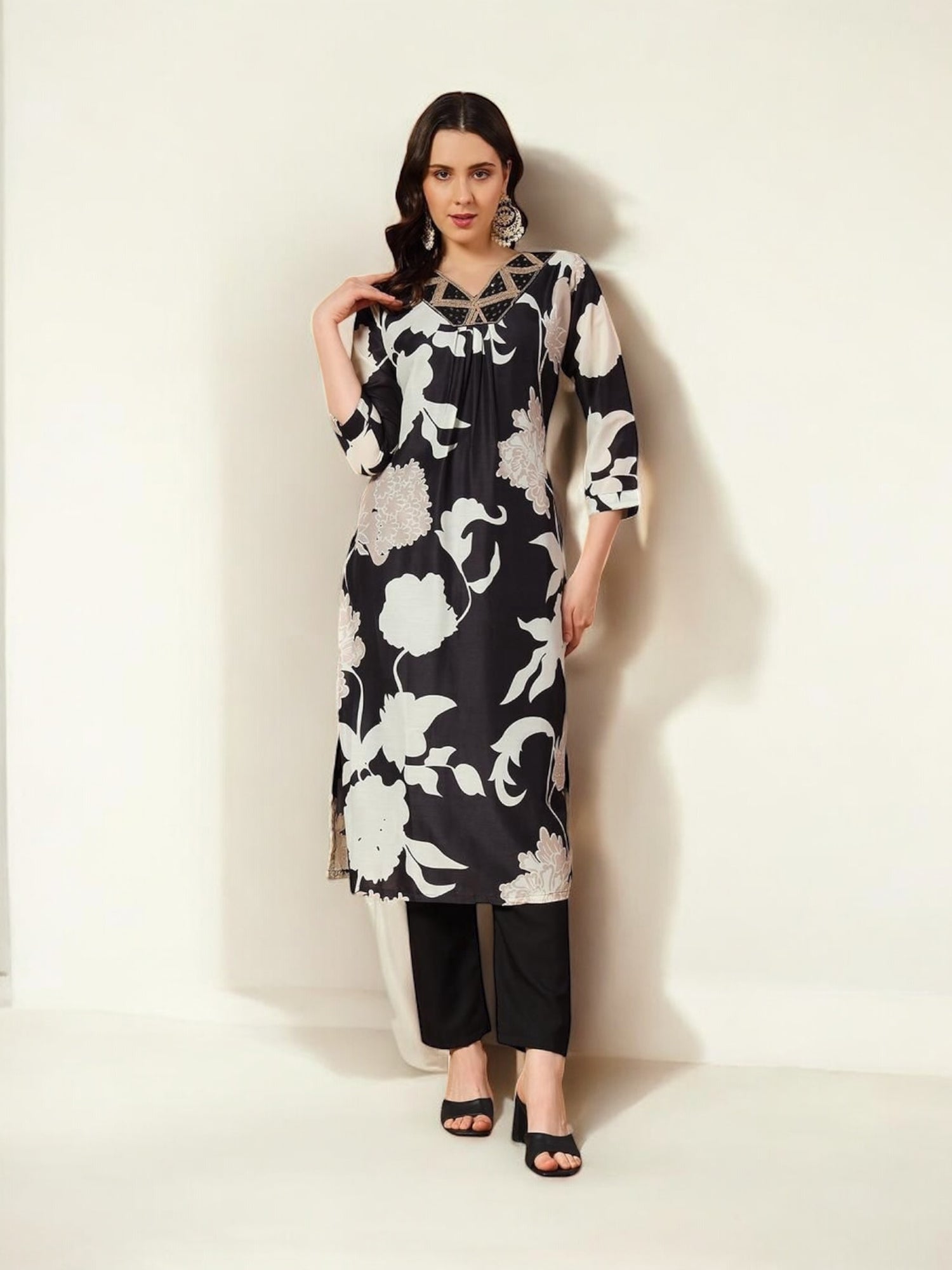 Traditional Kurti Set – Ethnic Wear for Women- Ju09 - Saree Ghor Charlotte