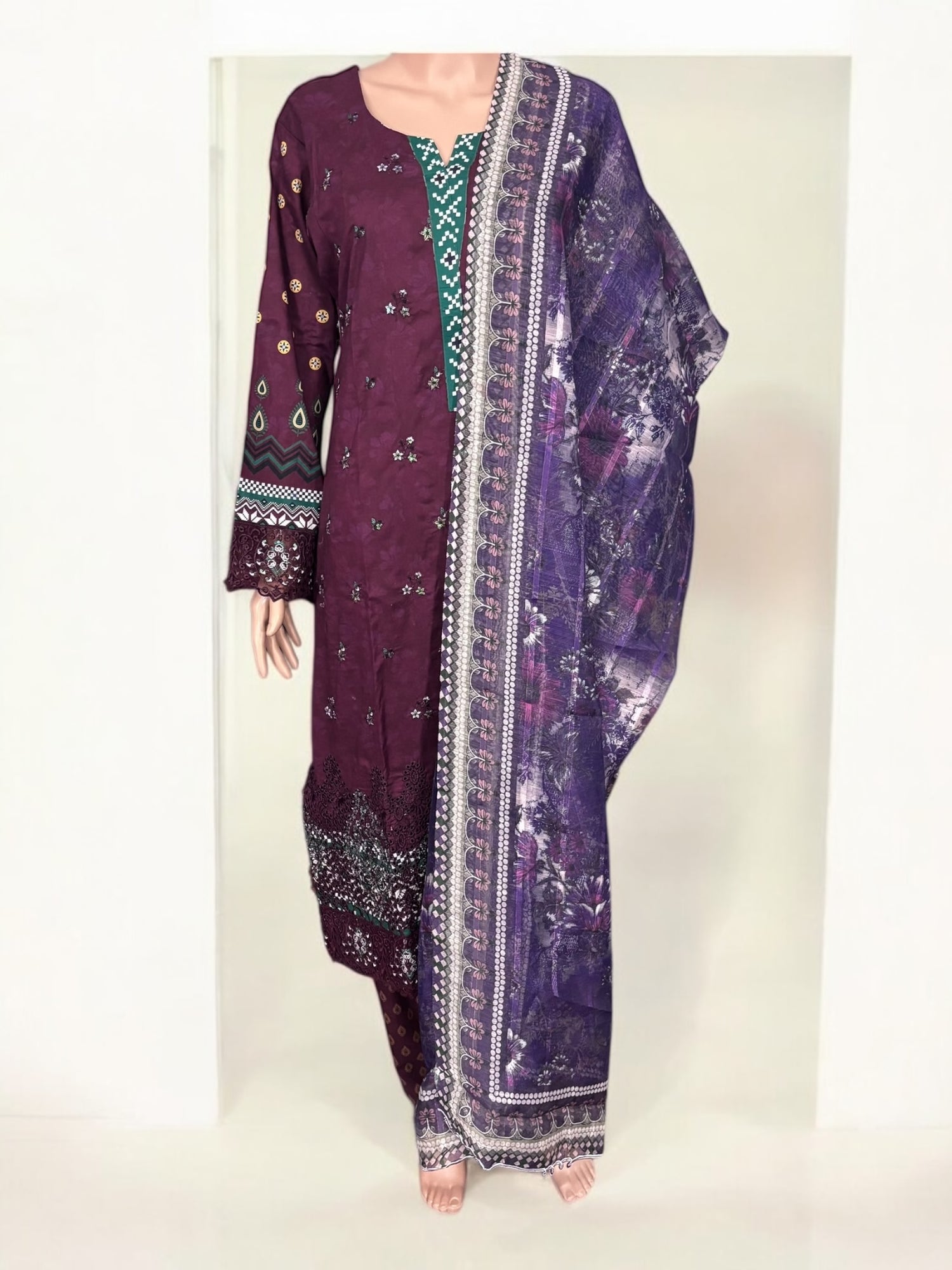 Traditional Pakistani Salwar Kameez – Ethnic Wear for Women-267 - Saree Ghor Charlotte