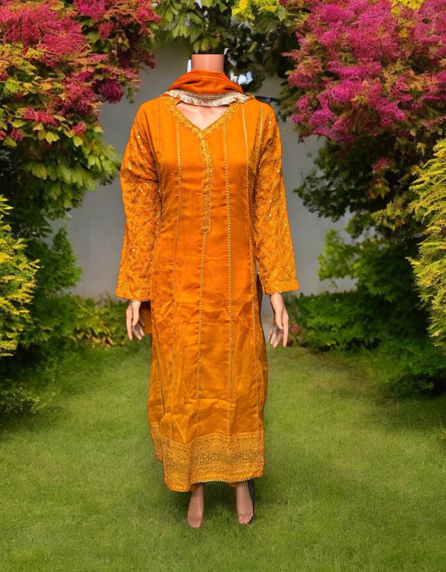 Traditional Saree Ghor Charlotte Salwar Kameez for women, elegant ethnic party wear dress with intricate design.