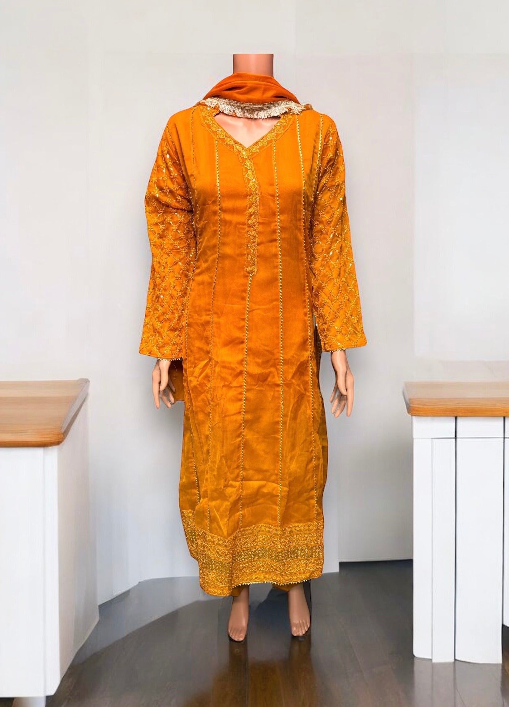 Traditional Saree Ghor Charlotte salwar kameez for women, ethnic party wear dress with intricate design and vibrant colors.