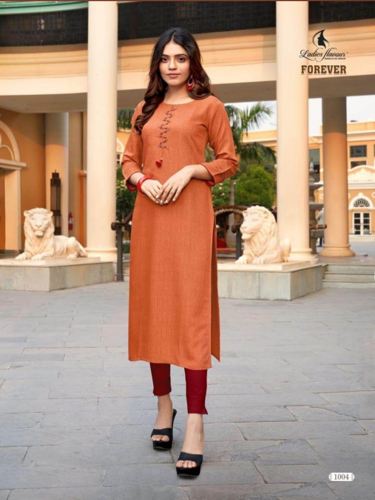 Ladies Forever cotton kurti from Saree Ghor Charlotte, elegant women's salwar kameez with traditional design and comfortable fabric.
