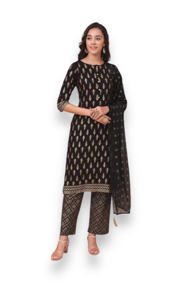 Traditional designer Salwar Kameez set with kurti, pants, and dupatta by Saree Ghor Charlotte, ethnic wear for women.