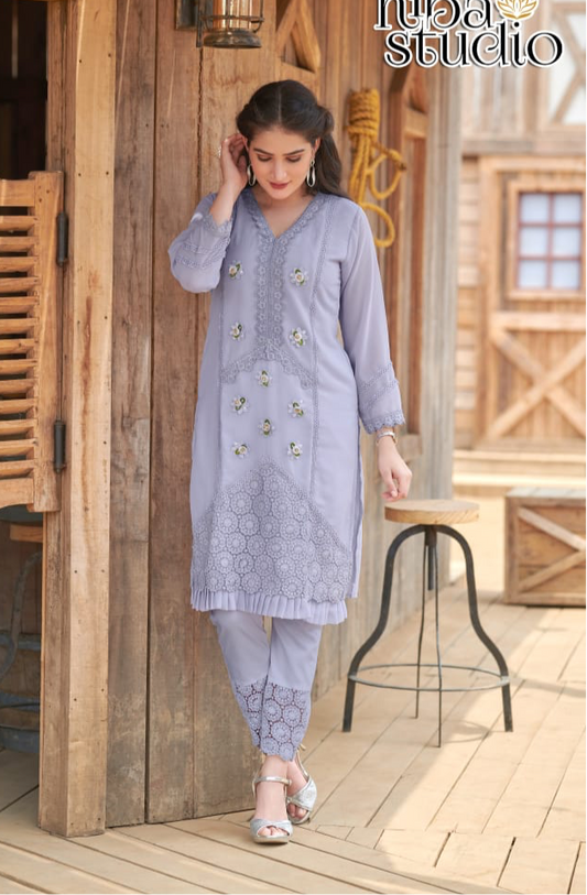Traditional Party Wear Kurti Set for a Glamorous Affair -Ethnic Wear for Women - Saree Ghor Charlotte