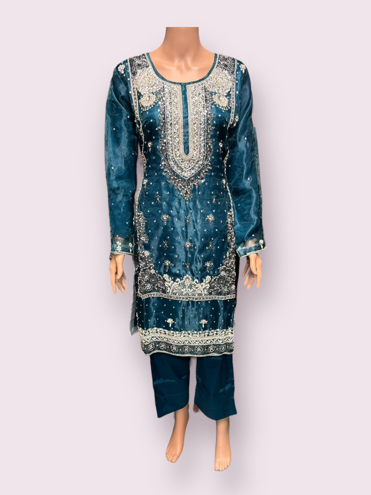 Traditional handwork designer Salwar Kameez ensemble by Saree Ghor Charlotte, showcasing intricate ethnic embroidery for women.