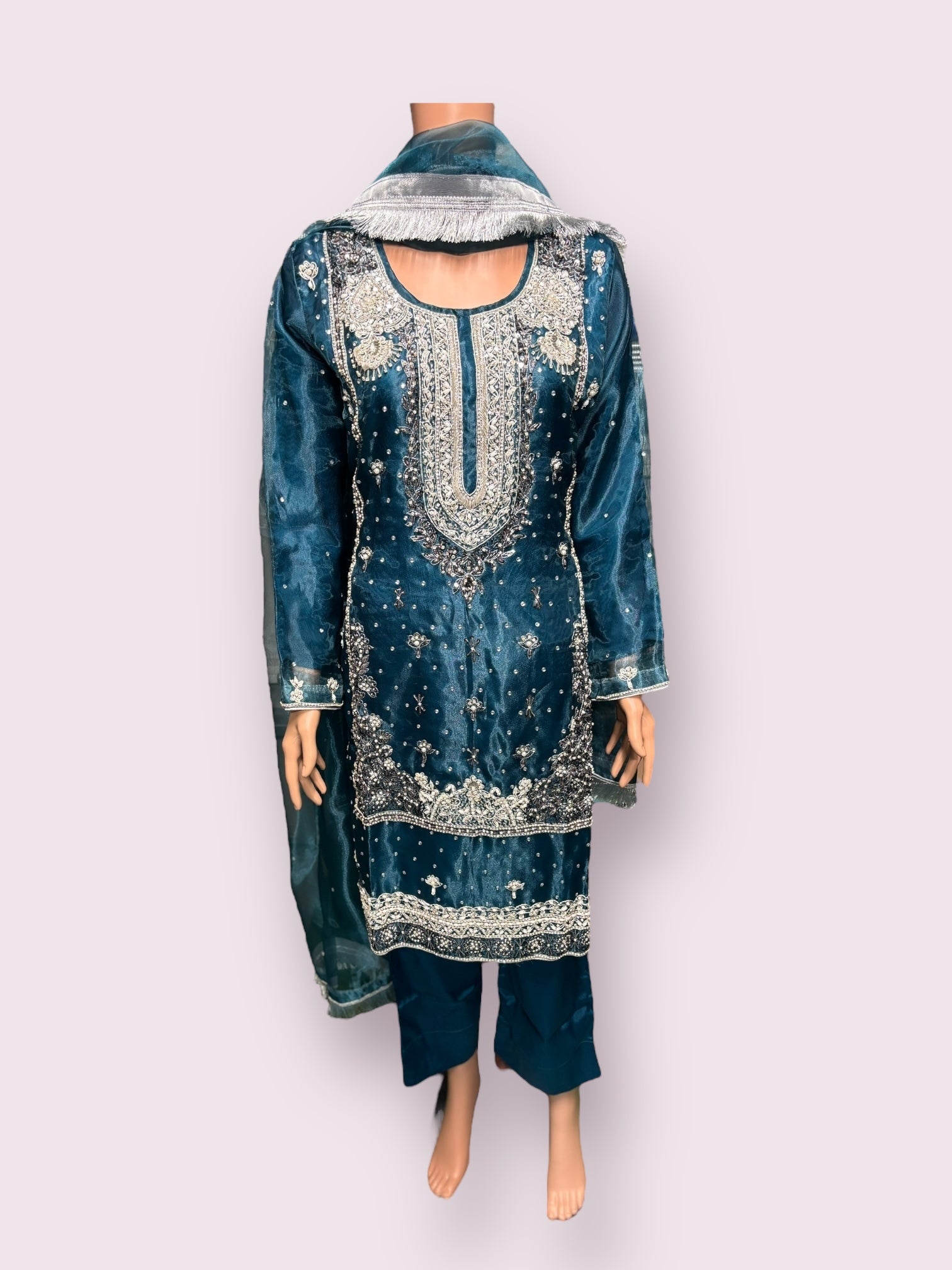 Traditional handwork designer Salwar Kameez ensemble for women by Saree Ghor Charlotte, featuring intricate embroidery and ethnic style.