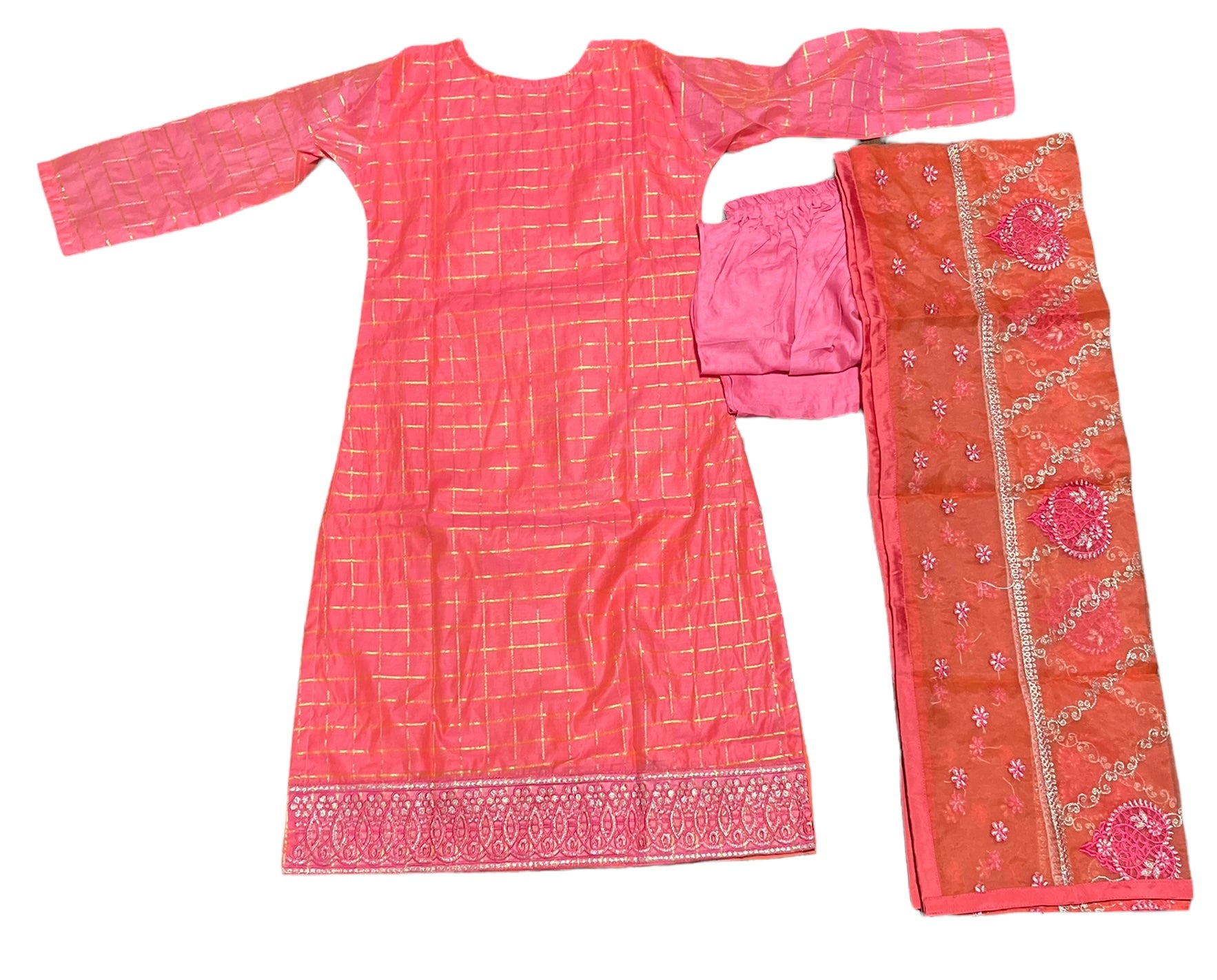 Traditional cotton Salwar Kameez set for girls aged 7-8, with vibrant ethnic print and comfortable fit by Saree Ghor Charlotte.